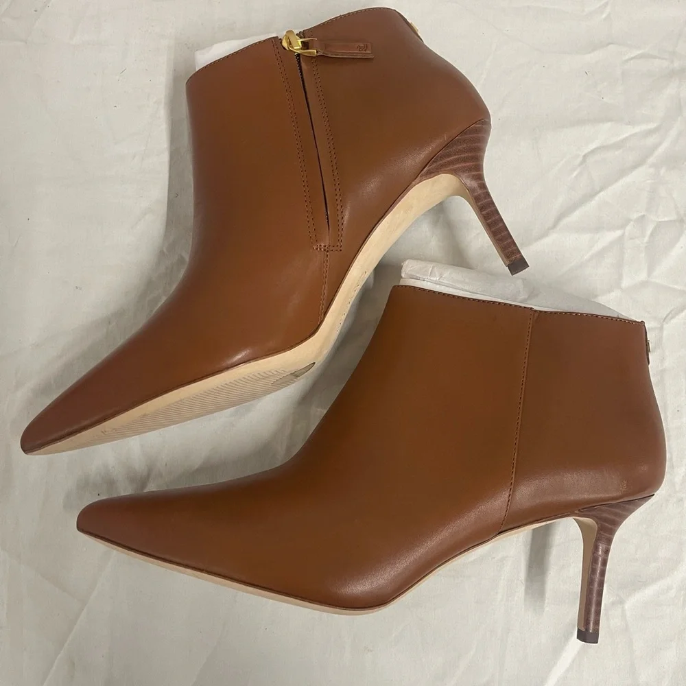 Stylish Ralph Lauren Tan brown Leather Ankle Booties size 10B
.R14 - Picture 1 of 8